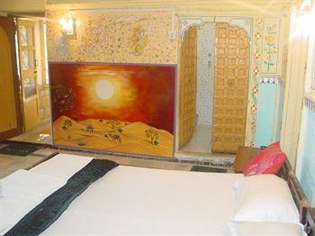 Hotel Paradise Jaisalmer Palace on Fort