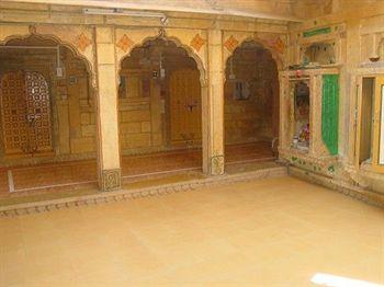 Hotel Paradise Jaisalmer Palace on Fort