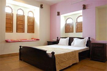 Hotel The Royale Jaisalmer DHIBBA PARA NEAR JAISALMER FORT JAISALMER RAJASTHAN