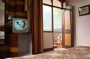 Hotel Snow Park Manali Near IBP Petrol Pump, Aleo