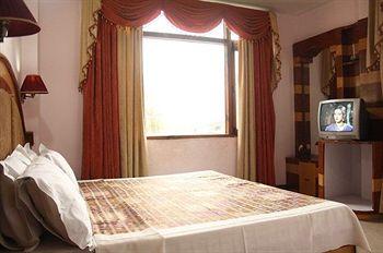 Hotel Snow Park Manali Near IBP Petrol Pump, Aleo