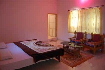 Hotel Oasis Pushkar Near Gurudwar, Choti Basti