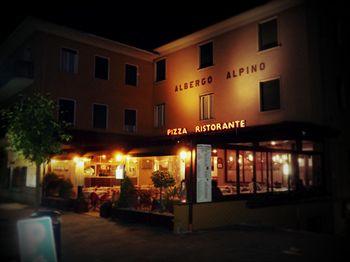 Hotel Alpino Malcesine Piazza Statuto 23