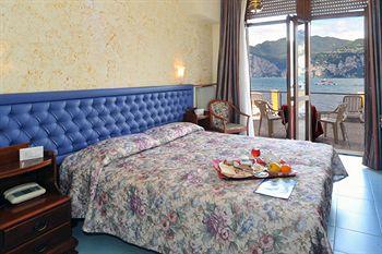 Hotel Malcesine Piazza Pallone, 4