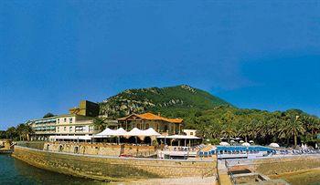 Hotel Maga Circe San Felice Circeo Via A. Bergamini 7