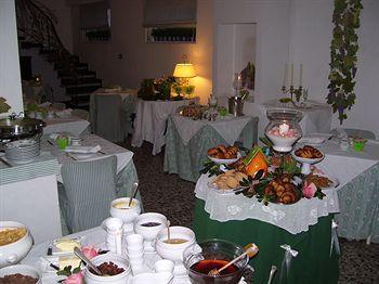 Hotel Eveline Portosole Sanremo Corso Cavallotti 111