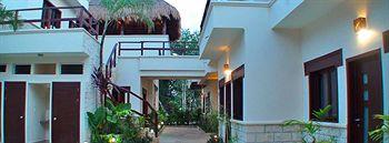 Xibalba Hotel Tulum Calle Andromeda 
Mza 7 Lte 7 entre
Calle Libra y Calle Geminis