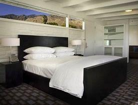 The Horizon Hotel Palm Springs 1050 E. Palm Canyon