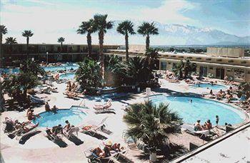 Desert Hot Springs Spa Hotel 10805 Palm Drive