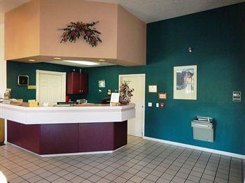Americas Best Inn & Suites Saint George 245 N. Red Cliffs Drive