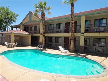 Americas Best Inn & Suites Saint George 245 N. Red Cliffs Drive