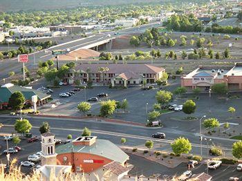 Americas Best Inn & Suites Saint George 245 N. Red Cliffs Drive