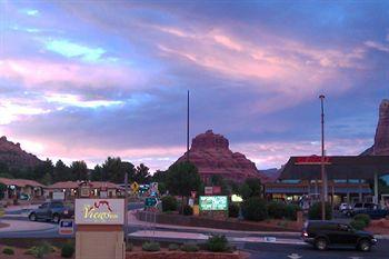 Views Inn Sedona 65 E. Cortez Drive