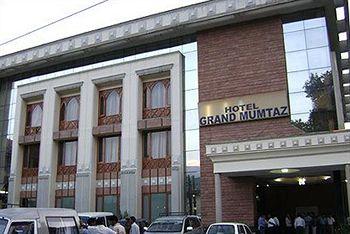 Grand Mumtaz Hotel Srinagar 11 Maulana Azad Road