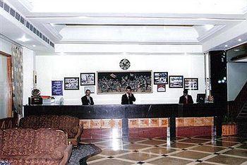 Grand Mumtaz Hotel Srinagar 11 Maulana Azad Road