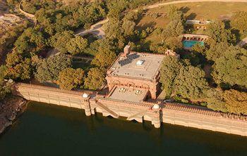 WelcomHeritage Balsamand Lake Palace Hotel Jodhpur Mandore Road