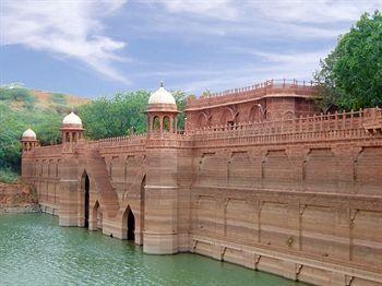 WelcomHeritage Balsamand Lake Palace Hotel Jodhpur Mandore Road