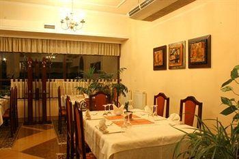 Hotel Restaurant Baron Tirana Rruga Elbasanit Sauk