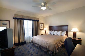 Charwood Suites Columbus - Camp Atterbuy 2000 Charwood Dr Columbus