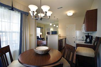 Charwood Suites Columbus - Camp Atterbuy 2000 Charwood Dr Columbus