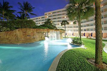 Sheraton Beach Resort Nassau West Bay Street PO Box N-4914