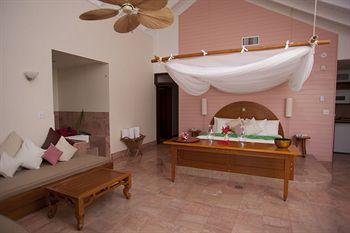 Emerald Palms Resort Hotel South Andros Driggs Hill