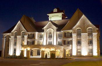 Le St. Martin Hotel & Suites Bromont 111 blvd. du Carrefour