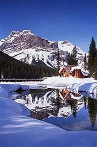 Emerald Lake Lodge Field Emerald Lake Road Yoho National Park