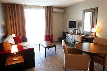 Residence Hoteliere Monne Decroix Tournefeuille 137 route de Tarbes