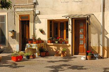 Balladins Hotel Villeneuve-les-Beziers 6 Avenue des Colombes