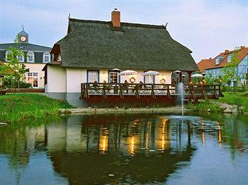 Dorfhotel Fleesensee Göhren-Lebbin Am Kalkberg 1