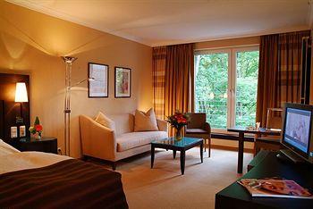 Ringhotel Waldhotel Heiligenhaus Parkstrasse 38