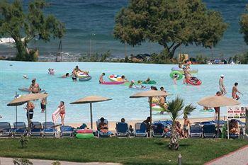 Aquis Marine Resort & Waterpark Tingaki Tsamourlou