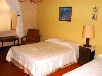 Hotel Regis Panajachel Calle Santander 3 av. 3-47 zona 2