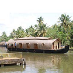 Indraprastham Holidays Houseboats Kumarakom Aruna Bhavan Mythrynagar, M.L. Road