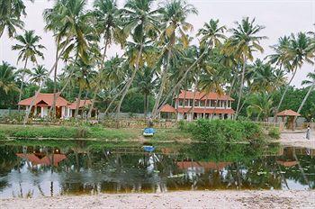 Pozhiyoram Beach Resort Alleppey JRY Road, Thumpoly