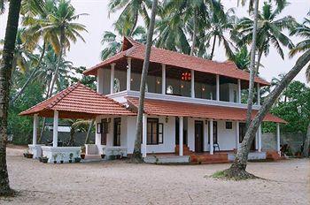 Pozhiyoram Beach Resort Alleppey JRY Road, Thumpoly