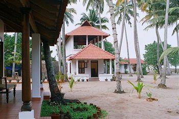 Pozhiyoram Beach Resort Alleppey JRY Road, Thumpoly