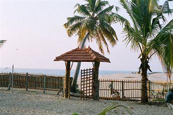 Pozhiyoram Beach Resort Alleppey JRY Road, Thumpoly