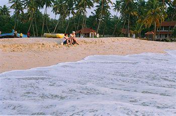 Pozhiyoram Beach Resort Alleppey JRY Road, Thumpoly