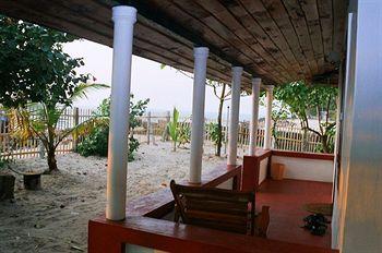 Pozhiyoram Beach Resort Alleppey JRY Road, Thumpoly