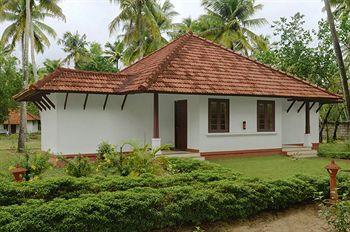 Abad Turtle Beach Resort Alleppey Varankavala, Pollathai P.O, Mararikulam