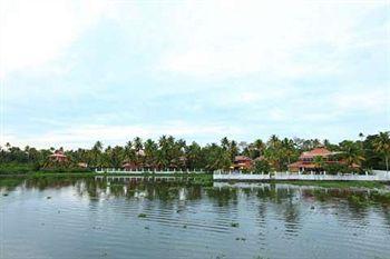 Ilona Lake Resort Alleppey Kannankara Post,Thanneermukkom