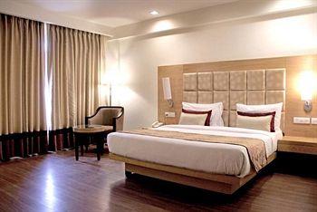 K Hotel Faridabad Plot no.2, Near Police Station, Sector 3