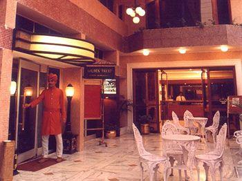 Hotel Crown Palace Indore South Tukoganj, Opp. Jain Mandir, Geta Bhawan