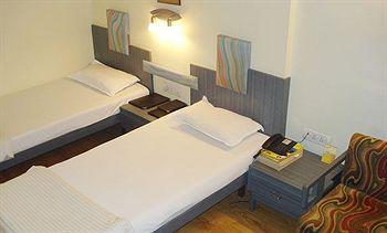 Hotel Crown Palace Indore South Tukoganj, Opp. Jain Mandir, Geta Bhawan