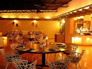 Hotel Crown Palace Indore South Tukoganj, Opp. Jain Mandir, Geta Bhawan