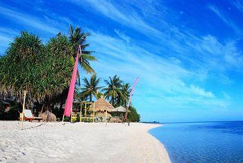 Tugu Hotel Lombok Jalan Pantai Sire Sire Beach