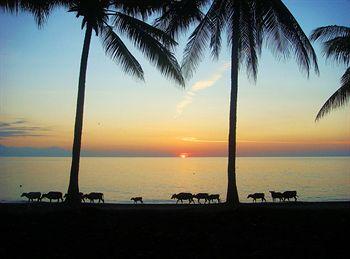 Tugu Hotel Lombok Jalan Pantai Sire Sire Beach