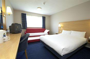 Travelodge Hotel Dublin Airport Swords Pinnock Hill Roundabout